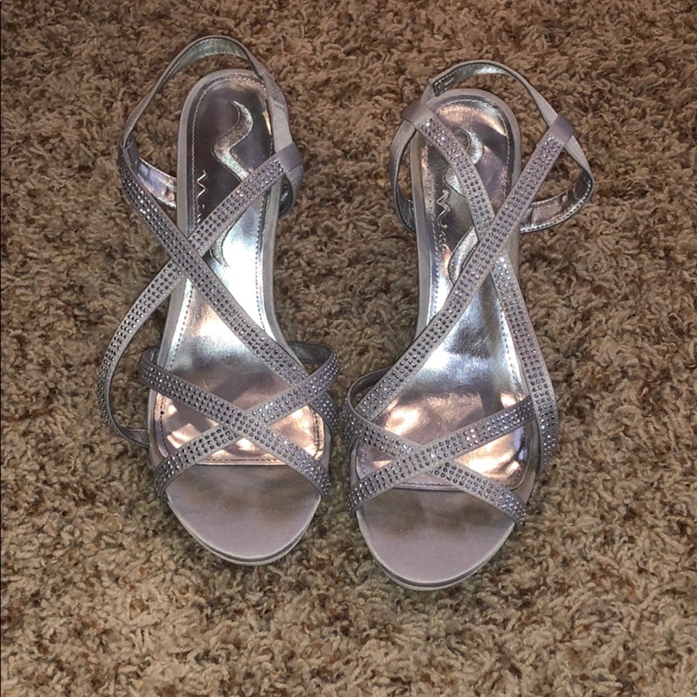 Nina Mid Heels